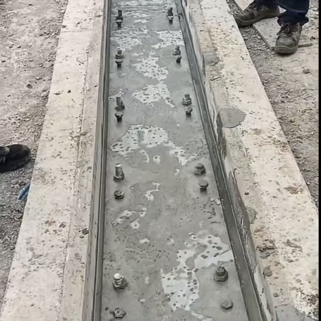 泌阳港口码头起重机龙门吊重型机械设备稳固用早强快凝轨道胶泥